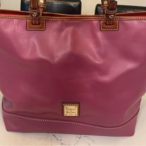 Dooney & Bourke tote